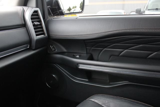 Used 2021 Ford Expedition Platinum AWD/4WD image 21