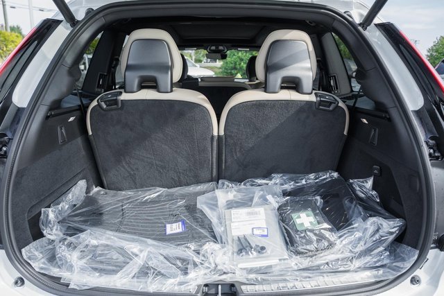 New 2026 Volvo XC90 B6 Ultra image 9