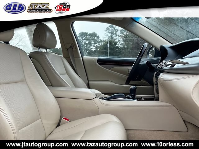Used 2013 Lexus LS 460 AWD w/ Comfort Pkg image 13