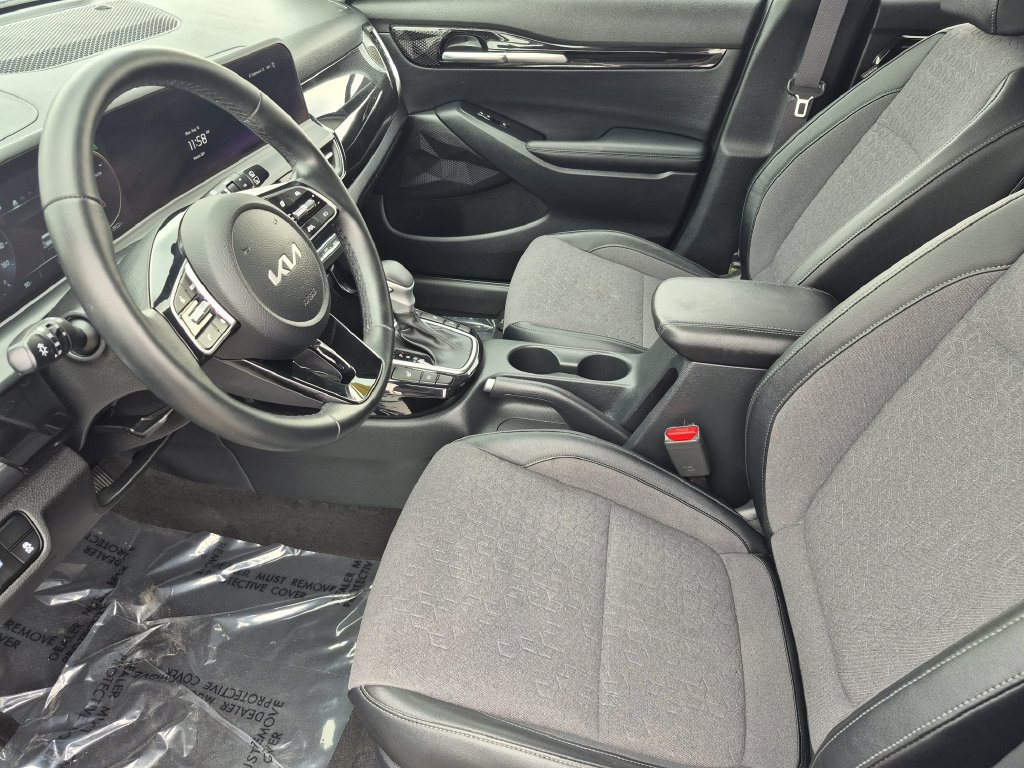 Certified 2024 Kia Seltos S AWD/4WD image 11