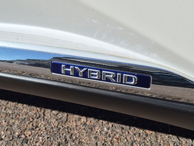 Used 2013 Lexus RX 450h AWD w/ Navigation Pkg image 18