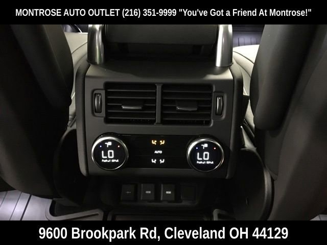 New 2023 Land Rover Discovery HSE R-Dynamic image 25