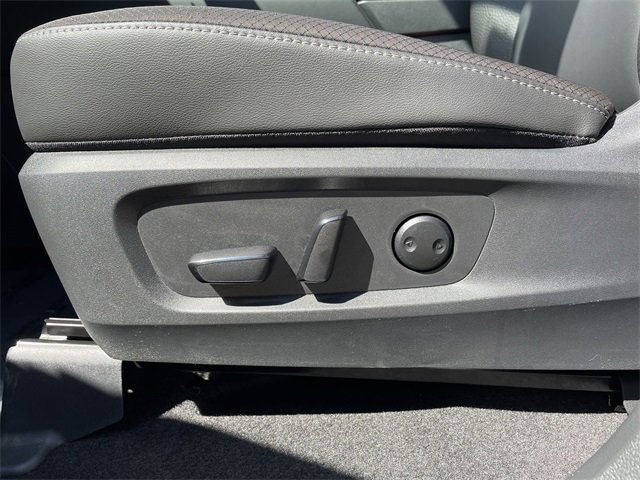 Certified 2025 Nissan Pathfinder SL image 25