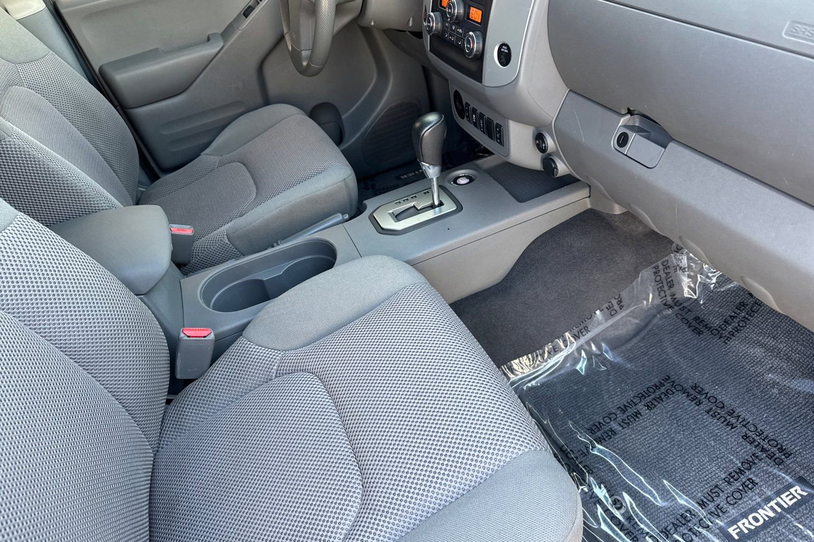 Used 2021 Nissan Frontier SV RWD image 17