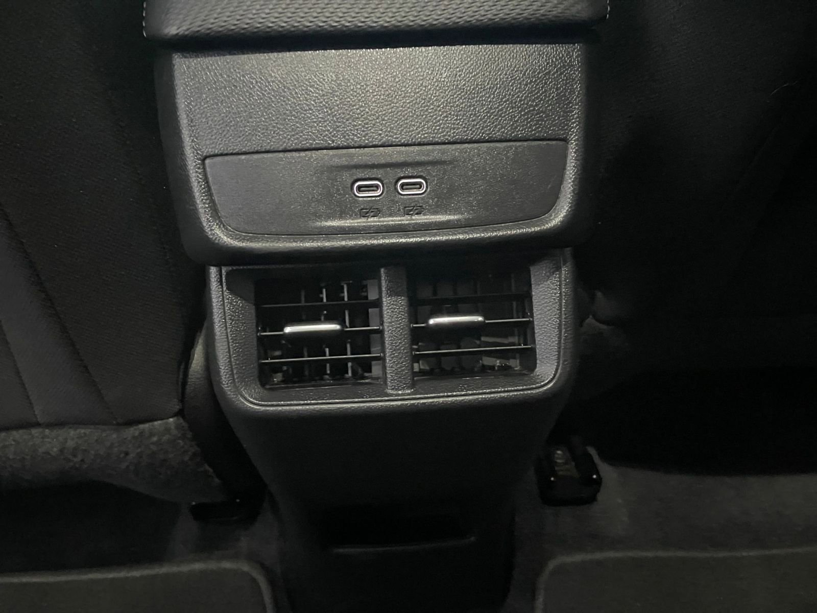 Used 2025 Chevrolet Equinox LT image 24