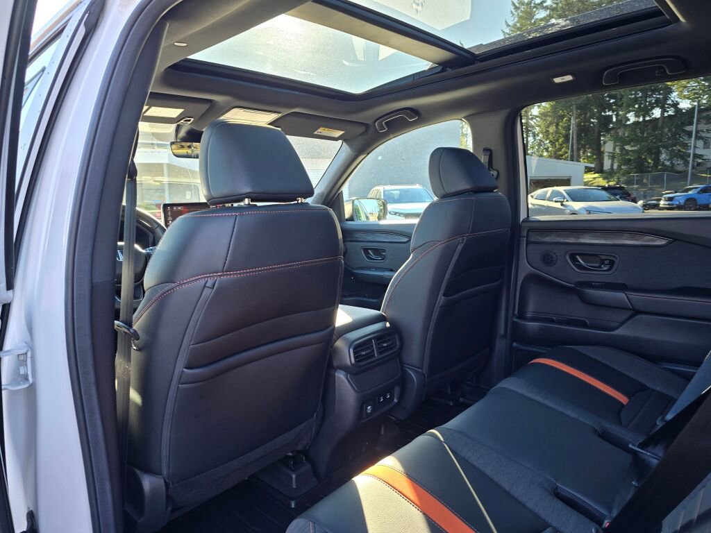 Certified 2026 Honda Passport TrailSport image 7