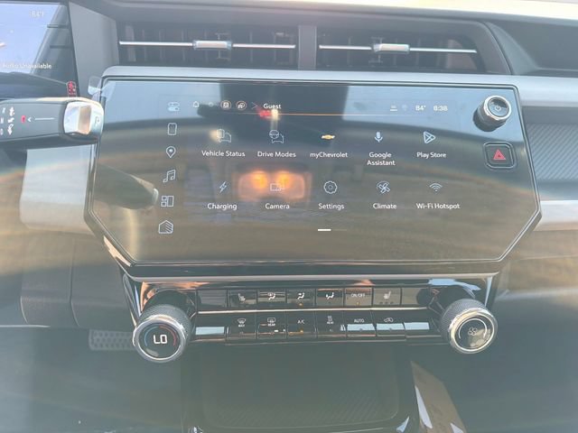 New 2027 Chevrolet Bolt LT w/ Comfort Package FWD image 27
