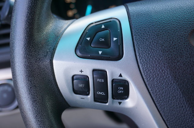 Used 2015 Ford Explorer FWD image 25
