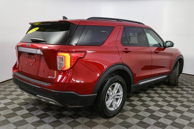 Used 2023 Ford Explorer XLT w/ Equipment Group 202A image 13