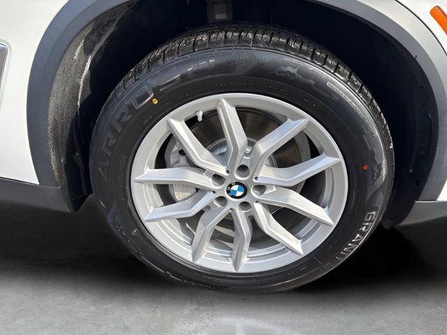Used 2022 BMW X5 xDrive40i w/ Climate Comfort Package image 28