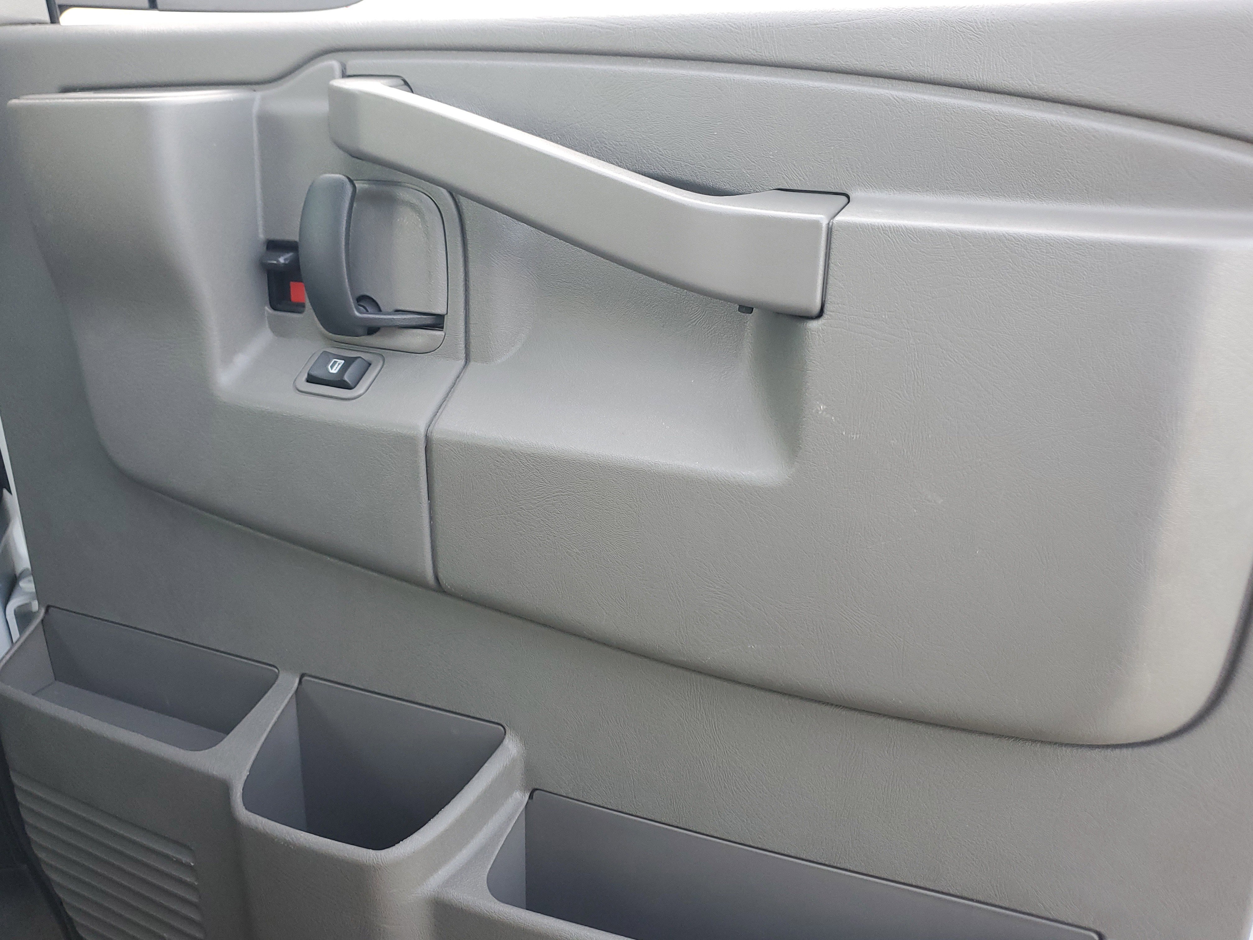 Used 2023 Chevrolet Express 3500 LS image 25