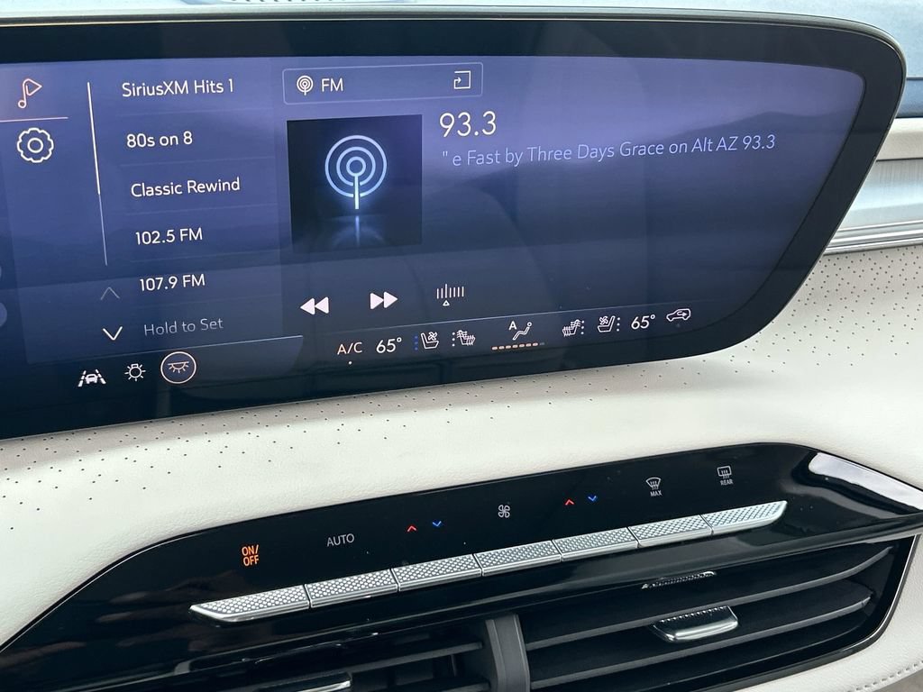 Used 2026 Buick Enclave Avenir w/ Super Cruise Package AWD/4WD image 13