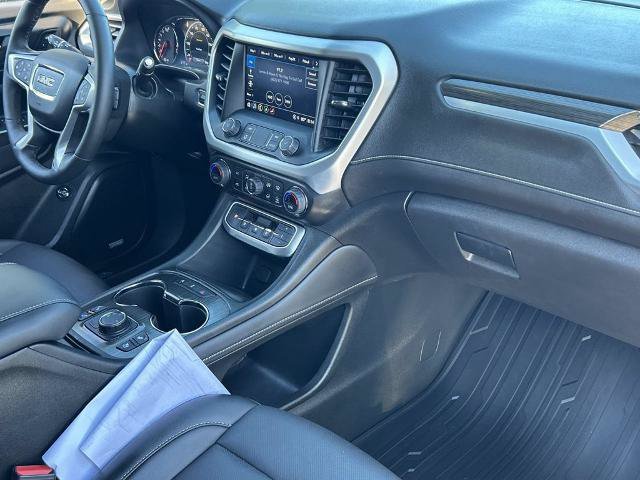 Used 2023 GMC Acadia SLT w/ Elevation Edition FWD image 24
