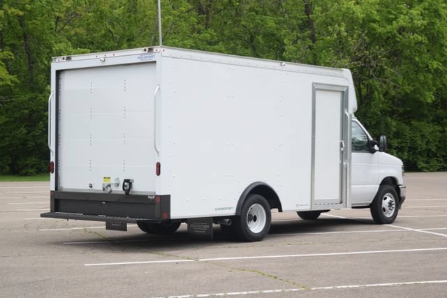 New 2026 Ford E-350 and Econoline 350 Super Duty w/ Power Equipment Group RWD image 19