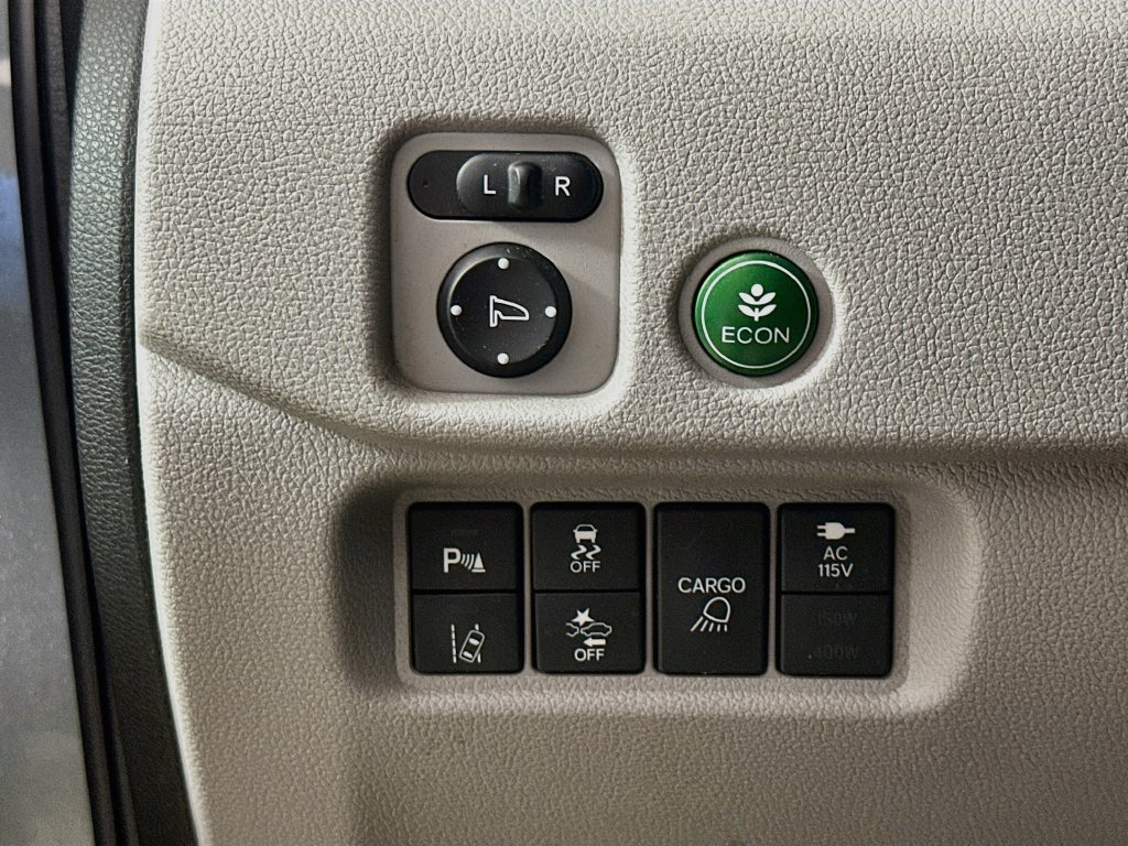 Used 2017 Honda Ridgeline RTL-E image 12