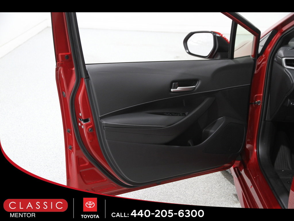 Used 2025 Toyota Corolla SE image 4