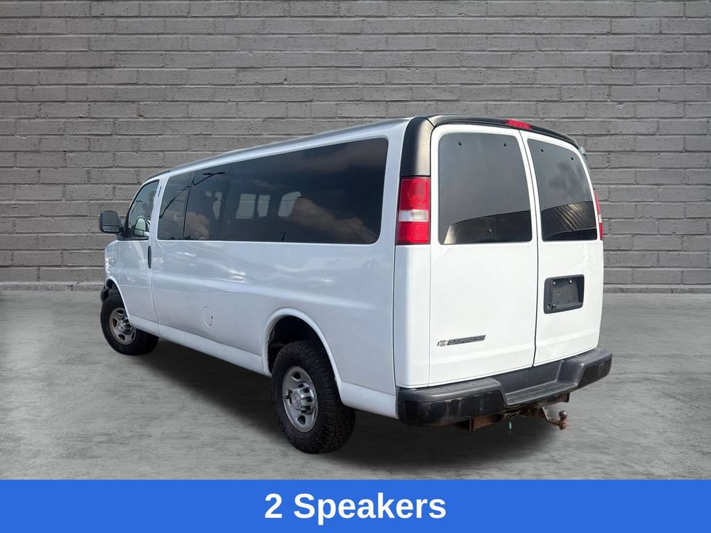 Used 2017 Chevrolet Express 3500 LS RWD image 5
