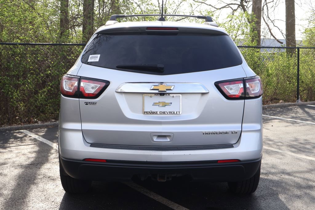 Used 2016 Chevrolet Traverse LS image 7