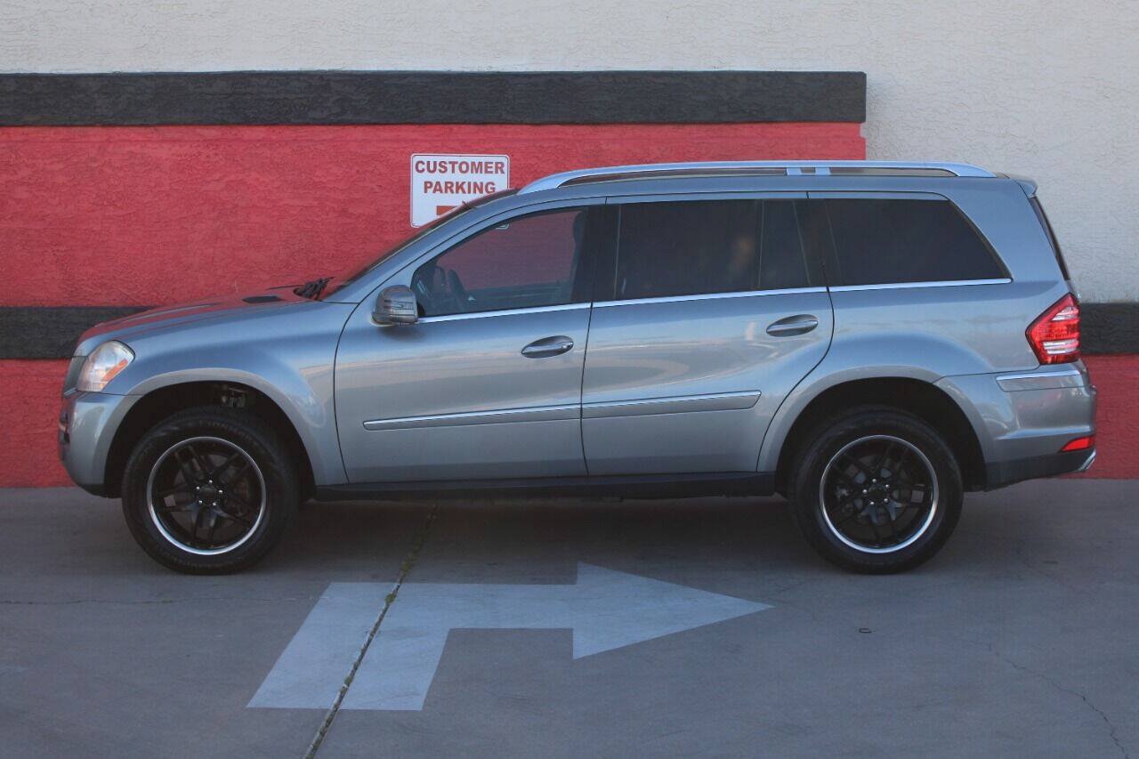 Used 2012 Mercedes-Benz GL 450 4MATIC image 2