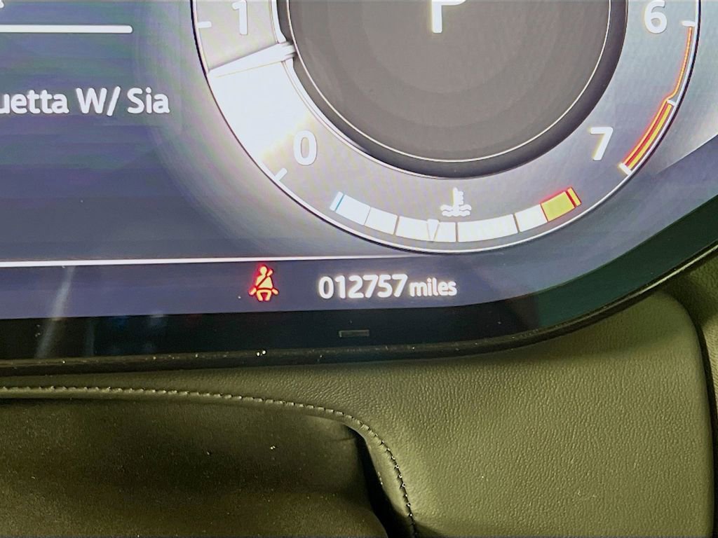 Used 2023 Land Rover Range Rover SV image 12