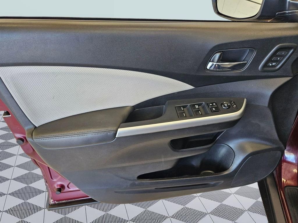 Used 2015 Honda CR-V Touring image 10