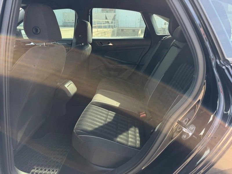 Used 2019 Volkswagen Jetta GLI image 6