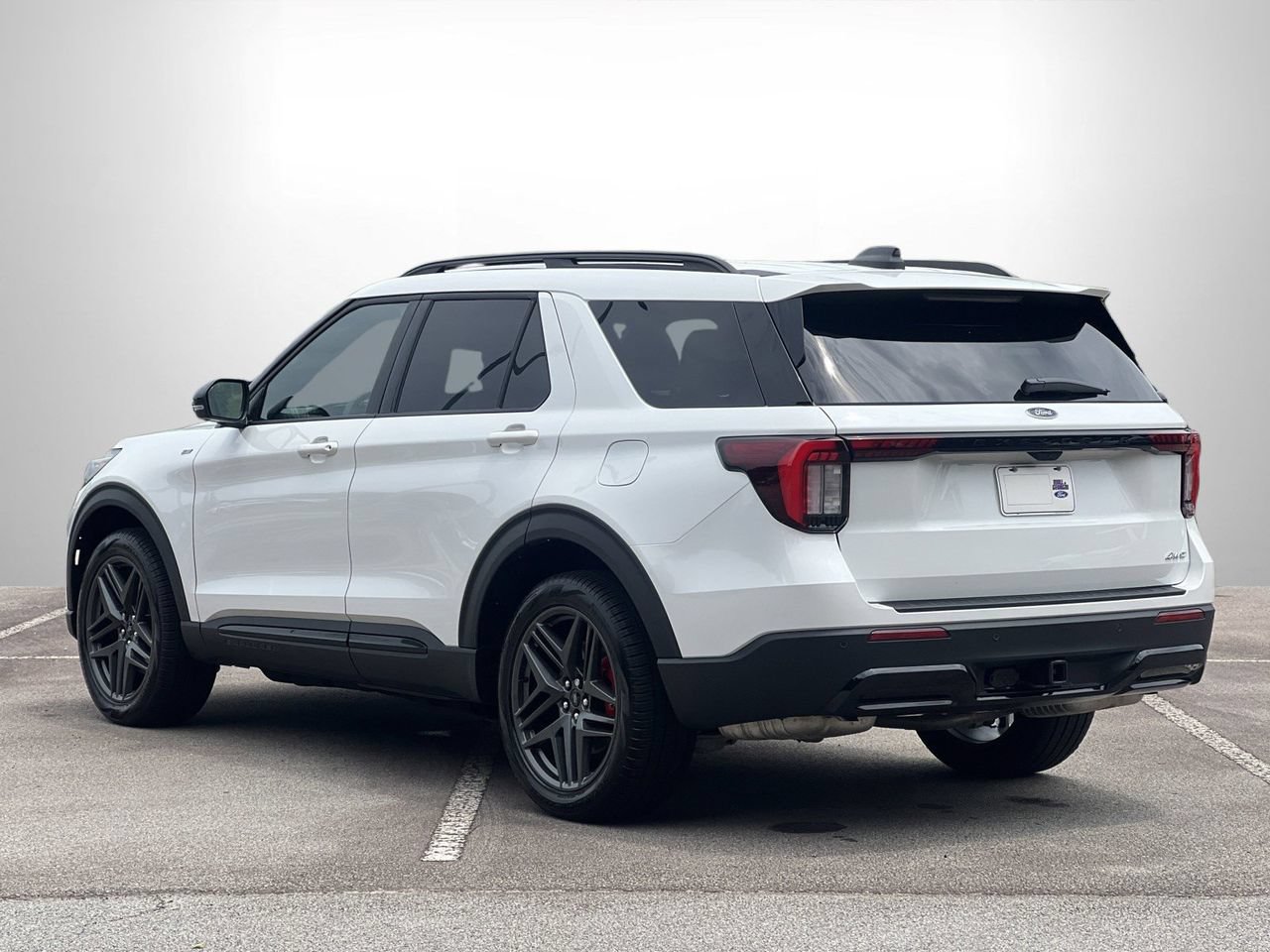 New 2026 Ford Explorer ST-Line w/ ST-Line Street Pack AWD/4WD image 24