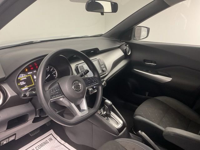 Used 2019 Nissan Kicks SV FWD image 11