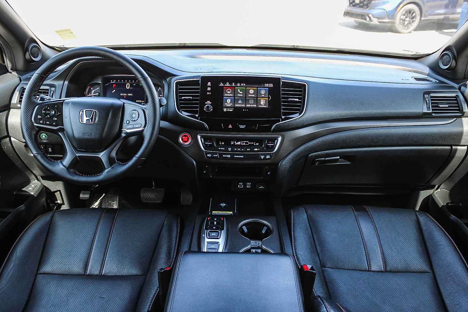 Certified 2025 Honda Passport TrailSport image 12
