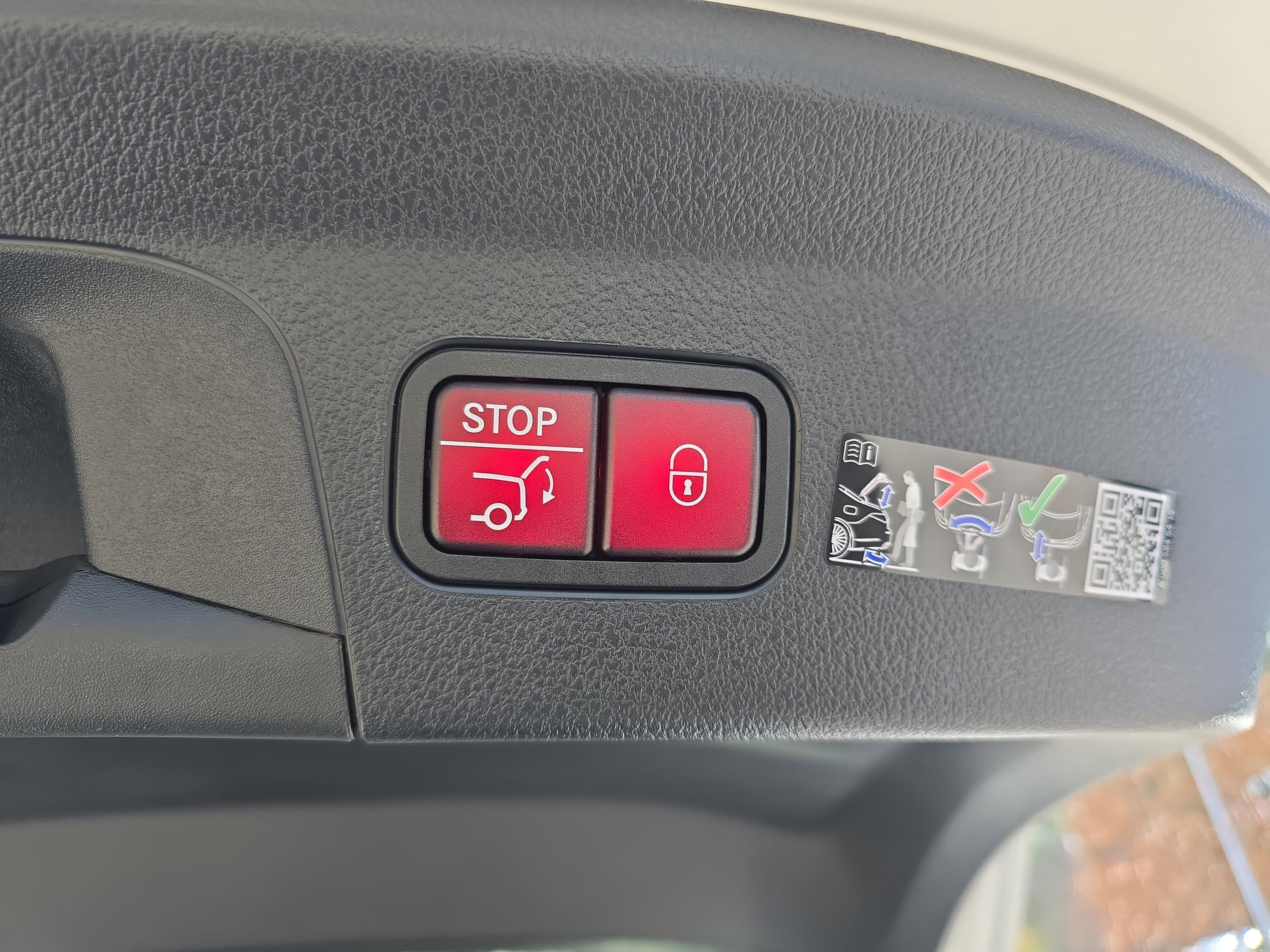 New 2026 Mercedes-Benz GLE 63 AMG S image 13