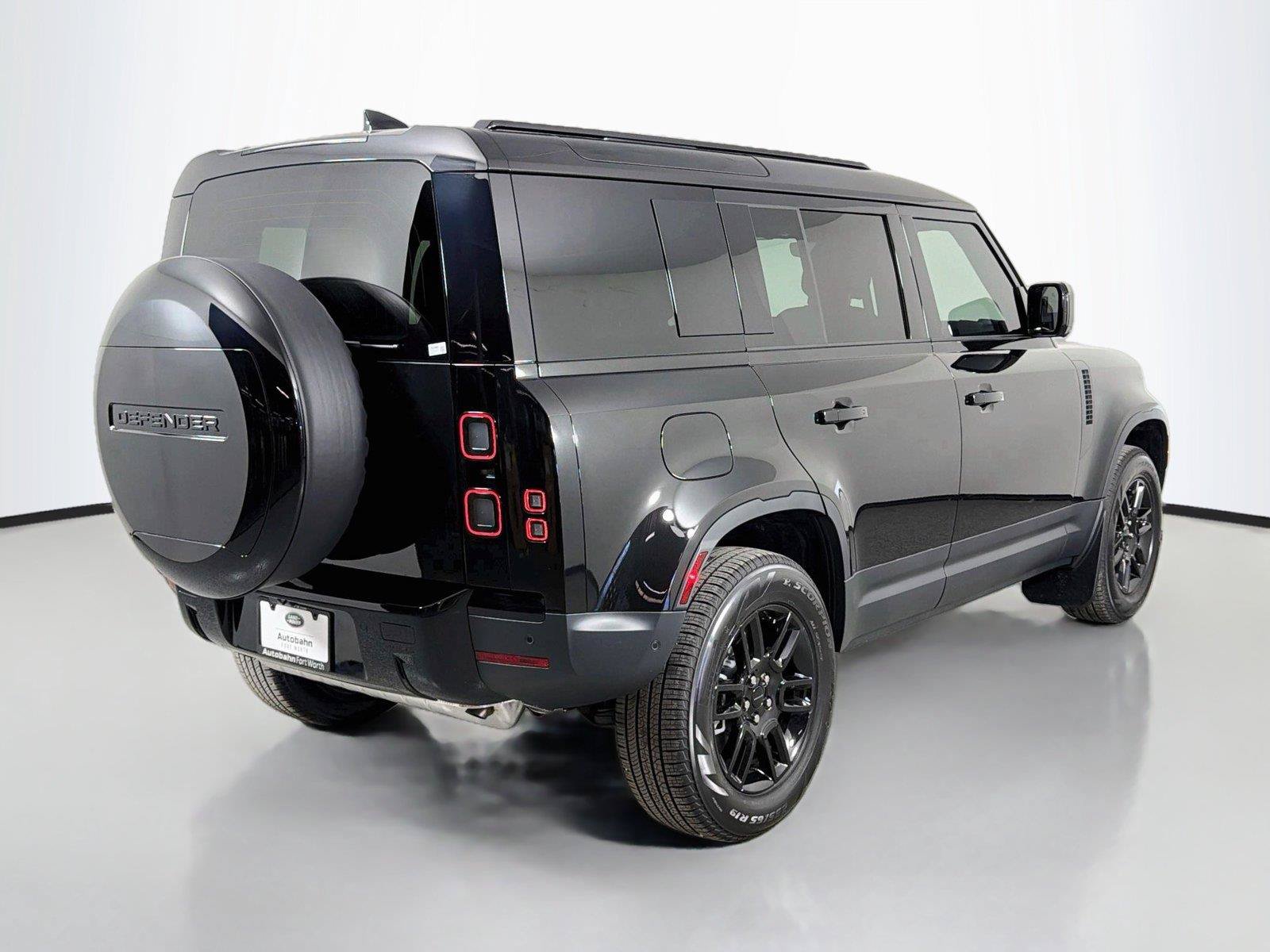 New 2026 Land Rover Defender 110 S AWD/4WD image 5