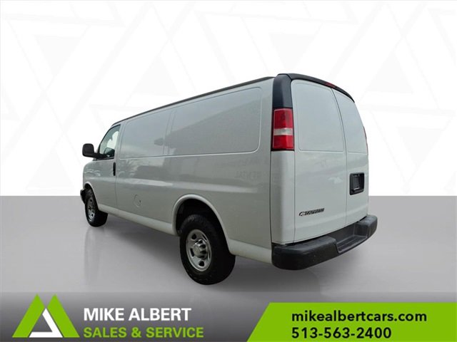 Used 2019 Chevrolet Express 2500 w/ Driver Convenience Package image 5
