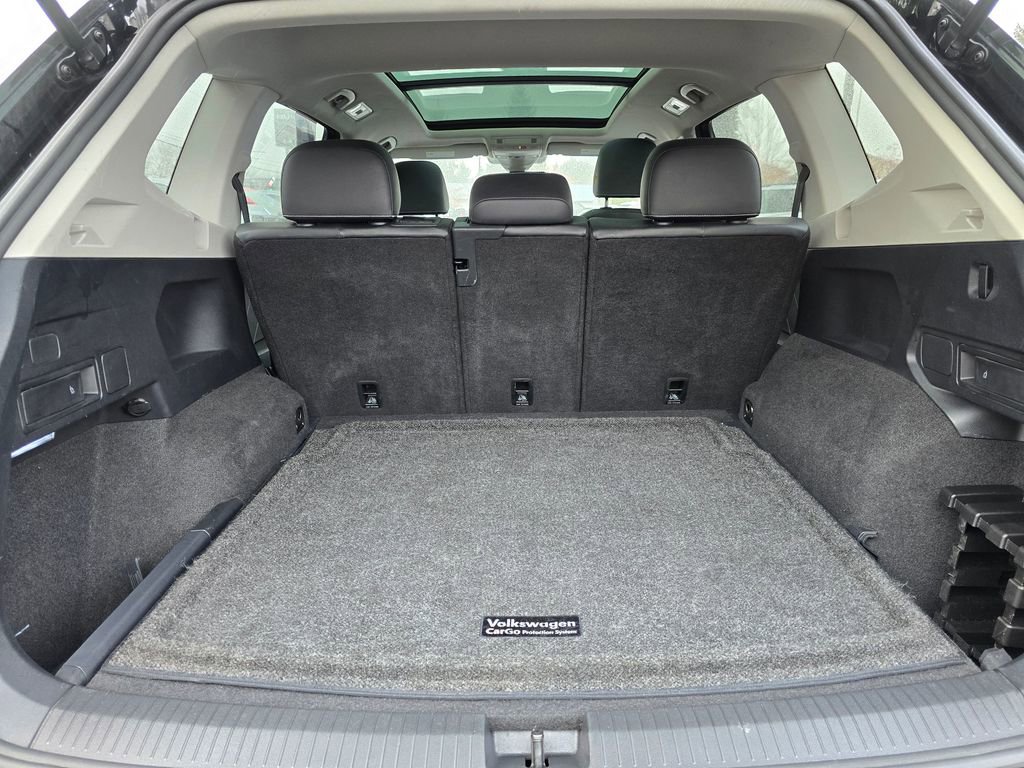 Used 2022 Volkswagen Tiguan SE image 17