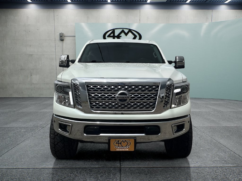 Used 2017 Nissan Titan Platinum Reserve AWD/4WD image 9