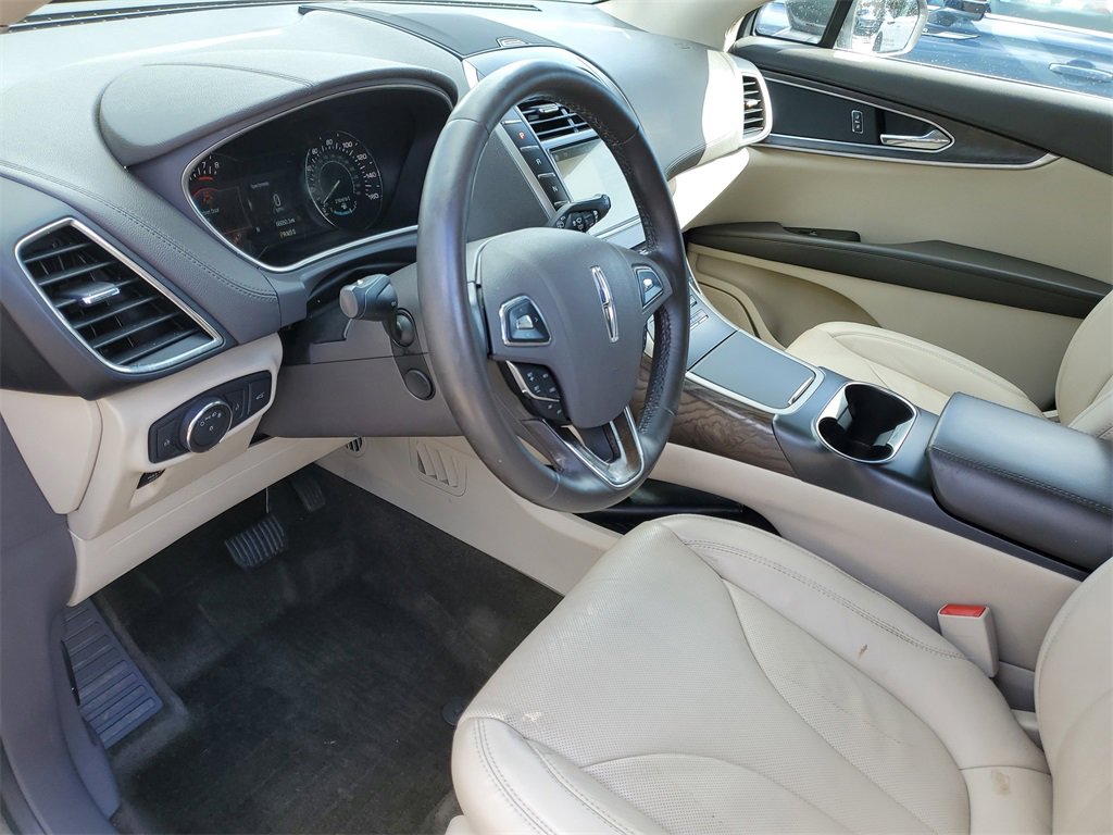 Used 2018 Lincoln MKX Reserve w/ Lincoln MKX Climate Package image 19