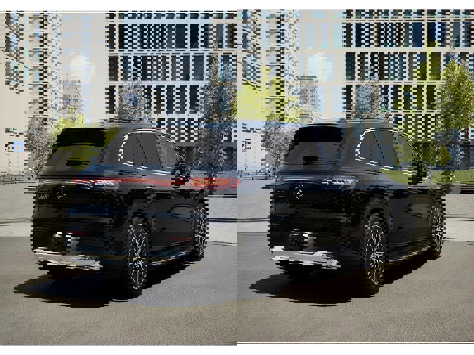 Used 2023 Mercedes-Benz EQS 450+ SUV image 20