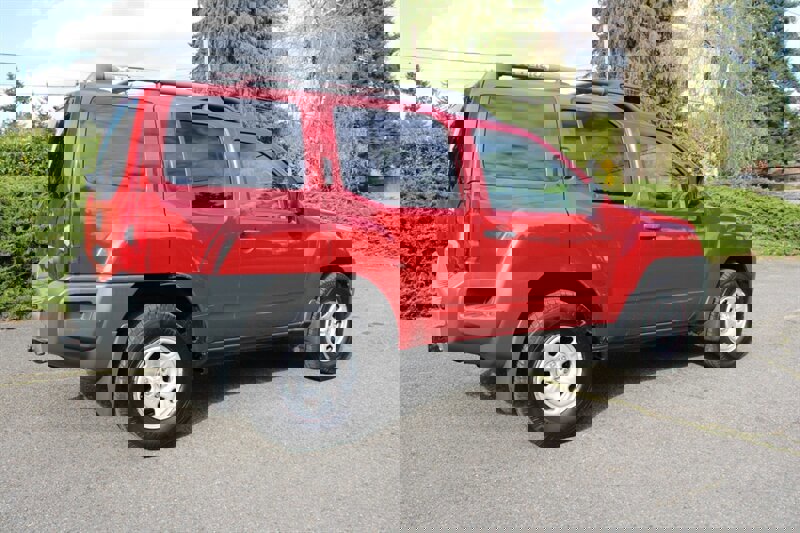 Used 2008 Nissan Xterra X w/ Supplemental Air Bag Pkg image 3