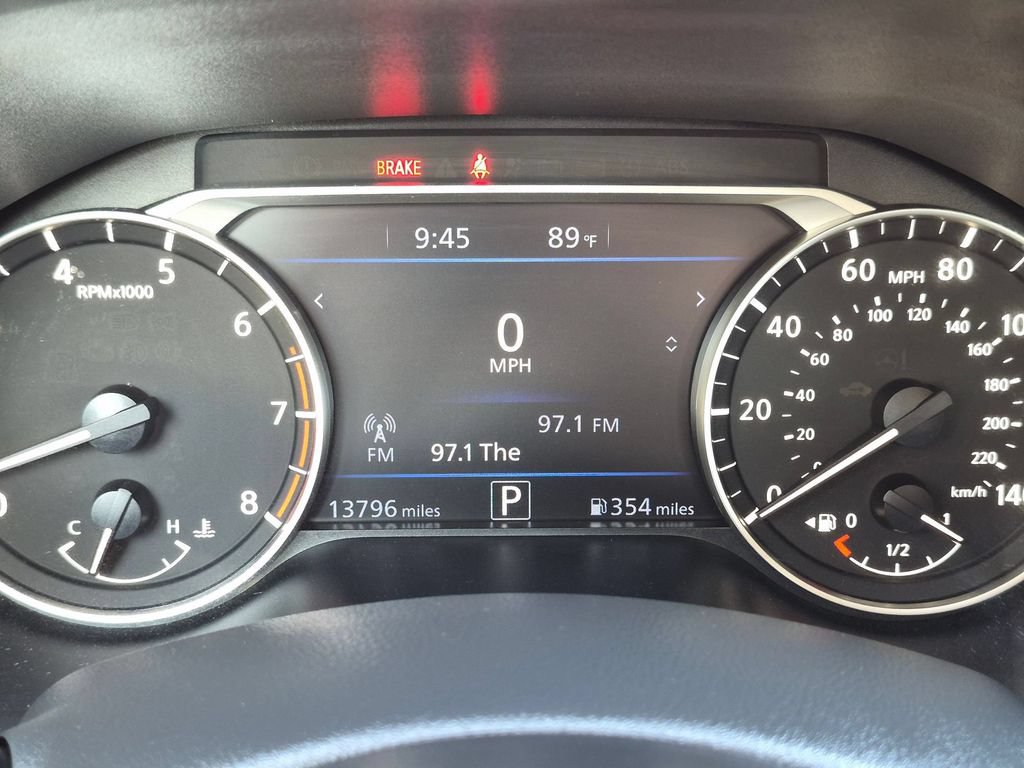Used 2025 Nissan Altima 2.5 SV FWD image 16