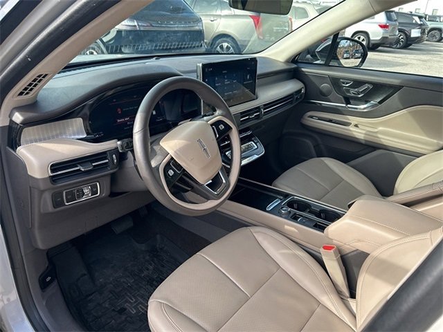 Used 2023 Lincoln Corsair FWD w/ Equipment Group 101A image 9