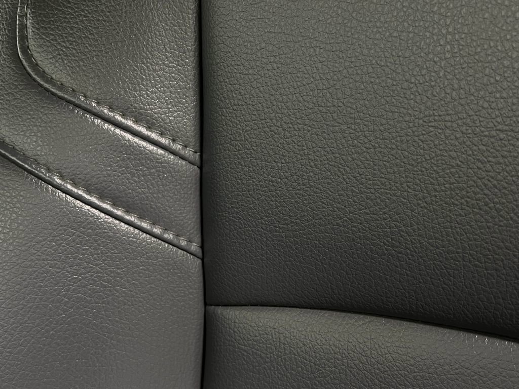 Used 2023 RAM 2500 Tradesman w/ Chrome Appearance Group image 16