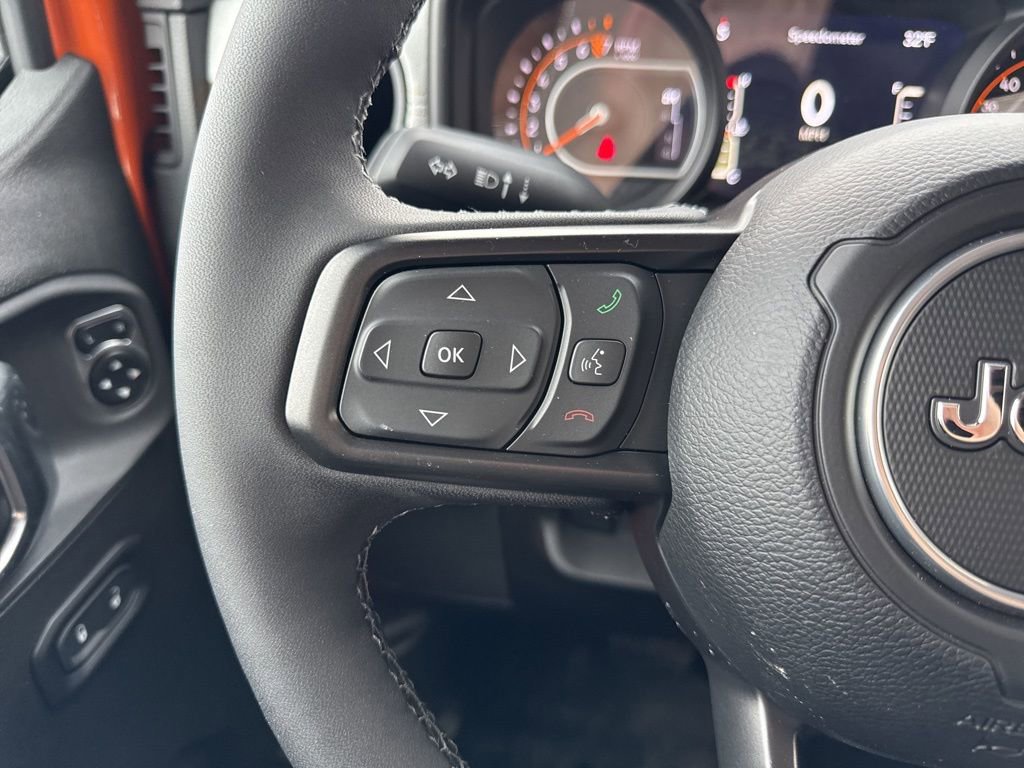 New 2025 Jeep Gladiator Sport image 24