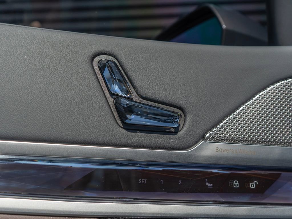 Used 2025 BMW 740i 740i image 30