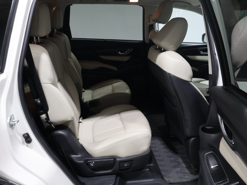 Used 2023 Subaru Ascent Limited AWD/4WD image 22