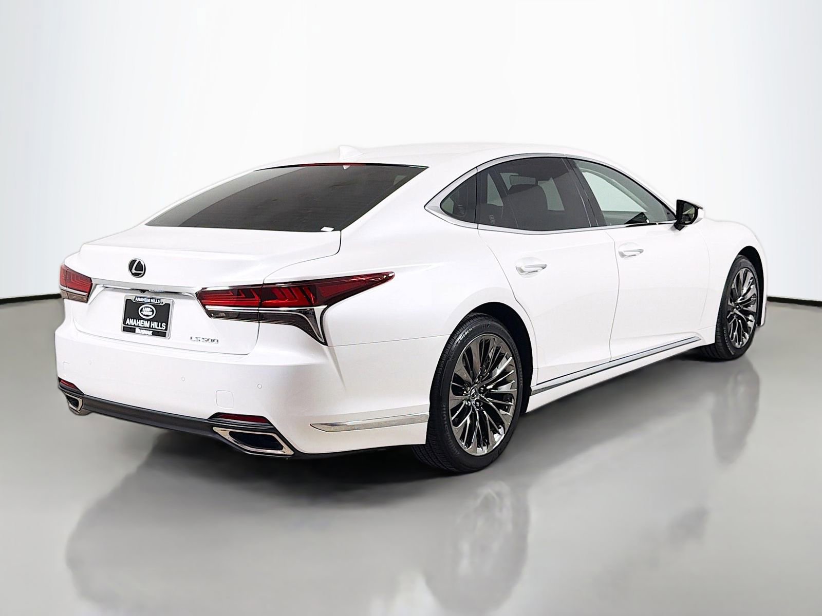 Used 2020 Lexus LS 500 RWD image 5