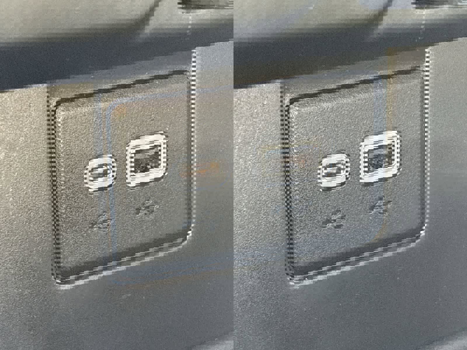 Used 2021 Chevrolet Tahoe LS image 34