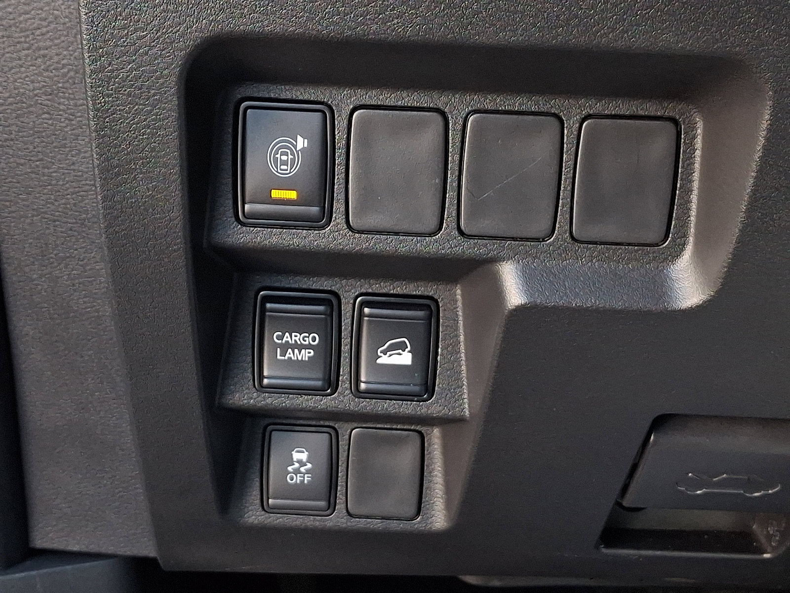 Used 2025 Nissan Frontier SV image 26