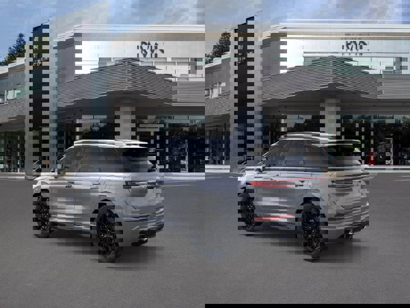 New 2026 Lincoln Corsair Premiere image 4