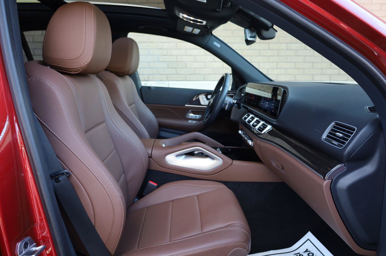 Used 2025 Mercedes-Benz GLE 350 4MATIC image 27