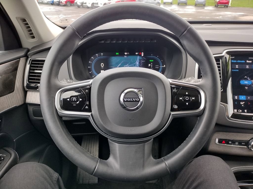 Used 2023 Volvo XC90 T8 Ultimate AWD/4WD image 7