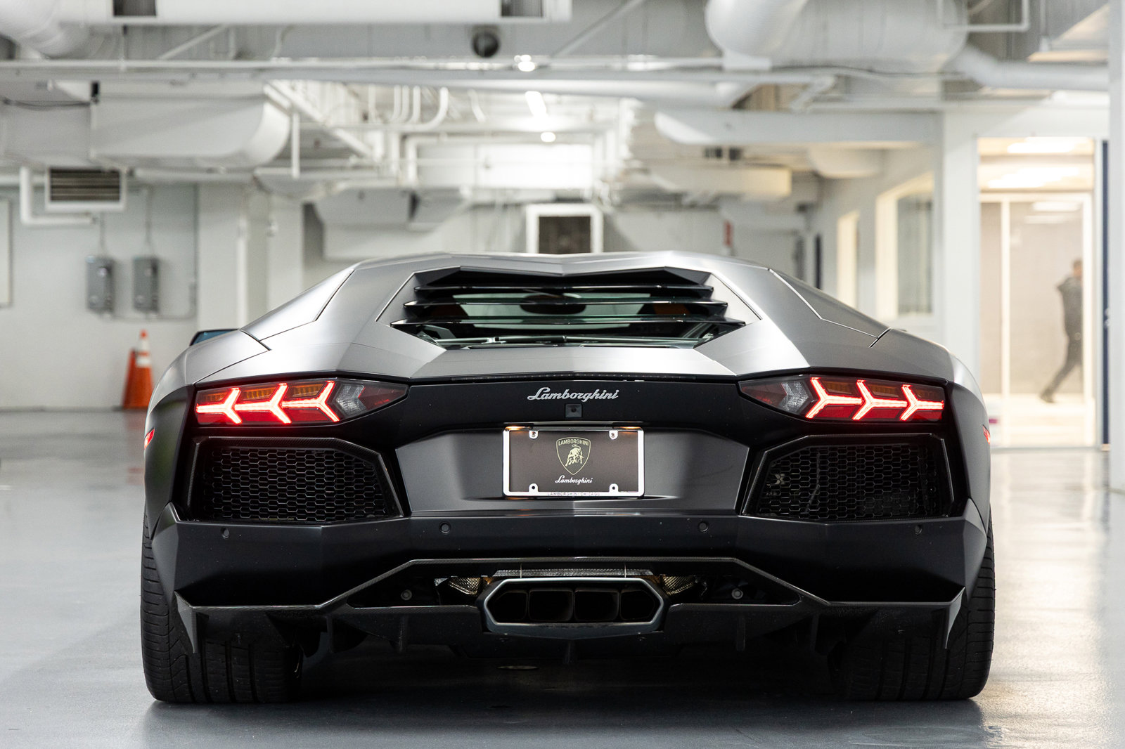 Used 2014 Lamborghini Aventador LP 700-4 AWD/4WD image 8